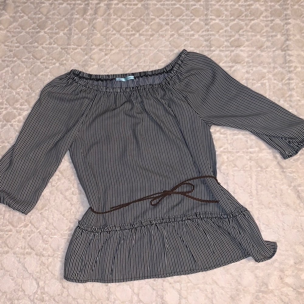 Women’s med shirt